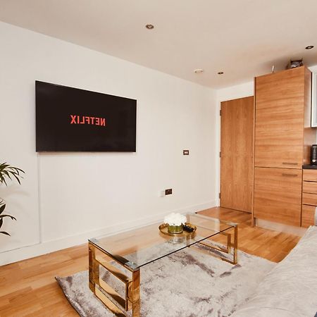 King Deluxe City Apt Large Balcony& Free Parking! Leeds  Bagian luar foto