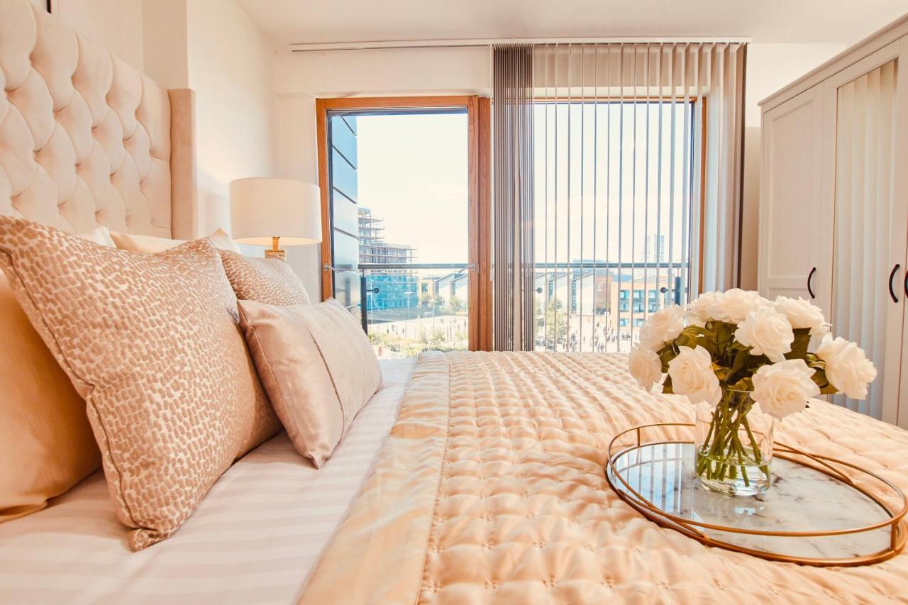 King Deluxe City Apt Large Balcony& Free Parking! Leeds  Bagian luar foto