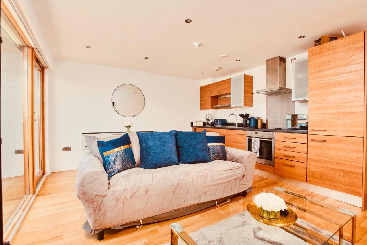 King Deluxe City Apt Large Balcony& Free Parking! Leeds  Bagian luar foto