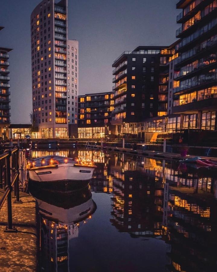 King Deluxe City Apt Large Balcony& Free Parking! Leeds  Bagian luar foto