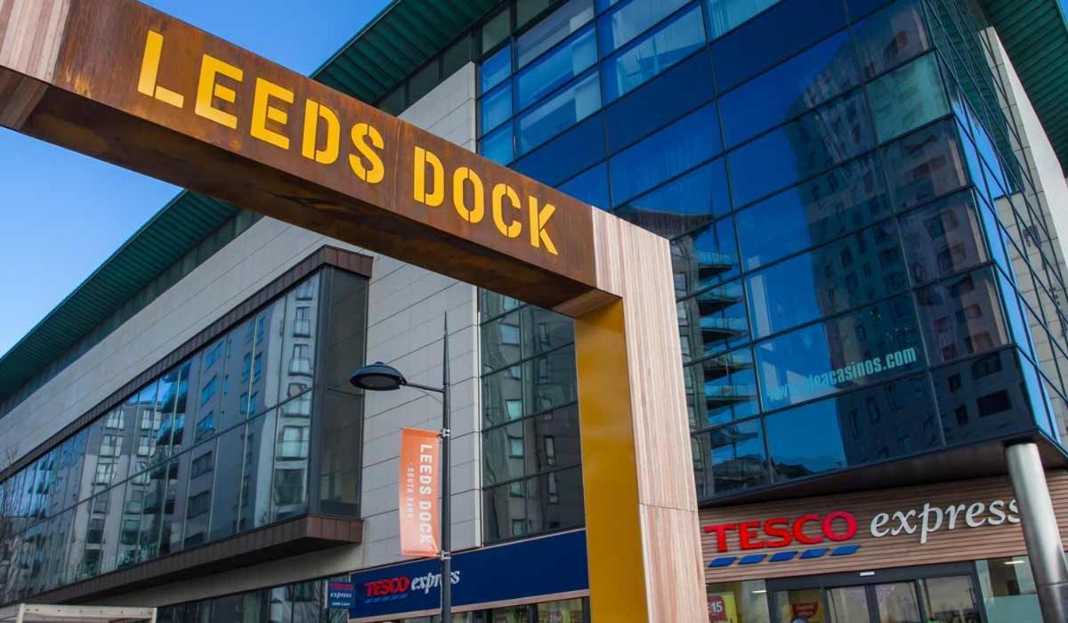King Deluxe City Apt Large Balcony& Free Parking! Leeds  Bagian luar foto