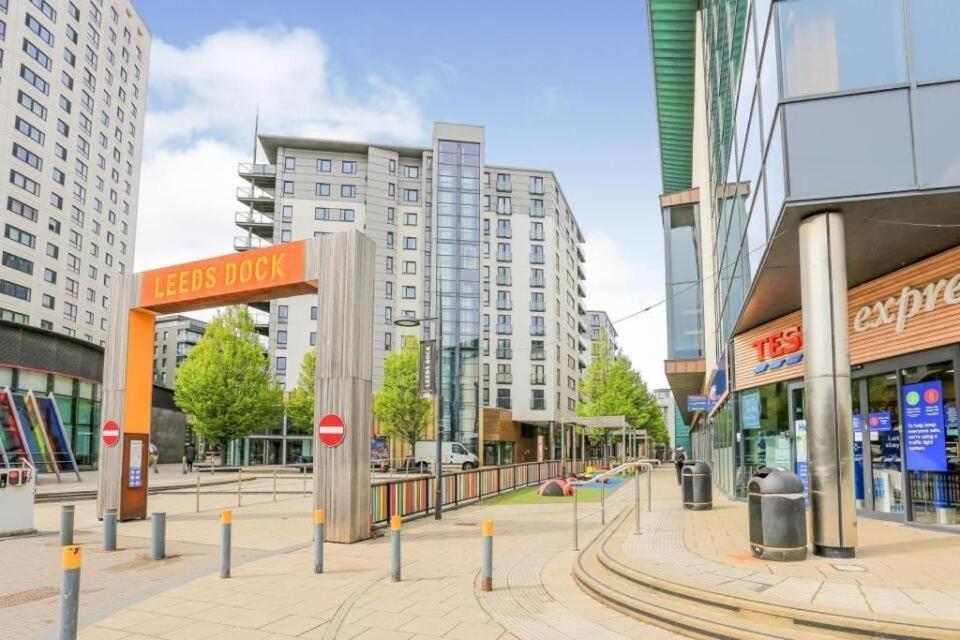 King Deluxe City Apt Large Balcony& Free Parking! Leeds  Bagian luar foto